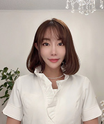 曹蓓 （ソウ バイ）